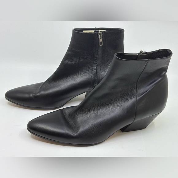 Vince Black “Vaughn” Leather Booties size 10 - Picture 2 of 11